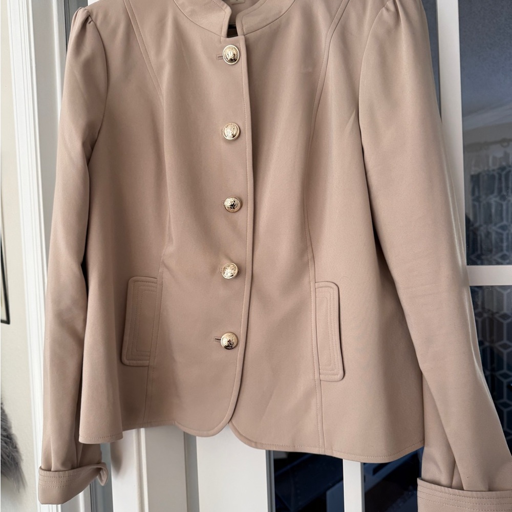Tommy Hilfiger Beige Blazer with Gold Buttons